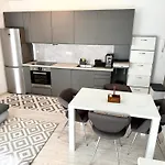 Pine & Pool Apartmán