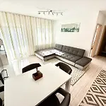 Apartmán Pine & Pool Siófok