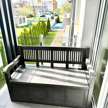 Pine & Pool Апартаменты Шиофок
