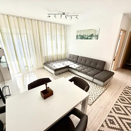 Lägenhet Pine & Pool Siófok