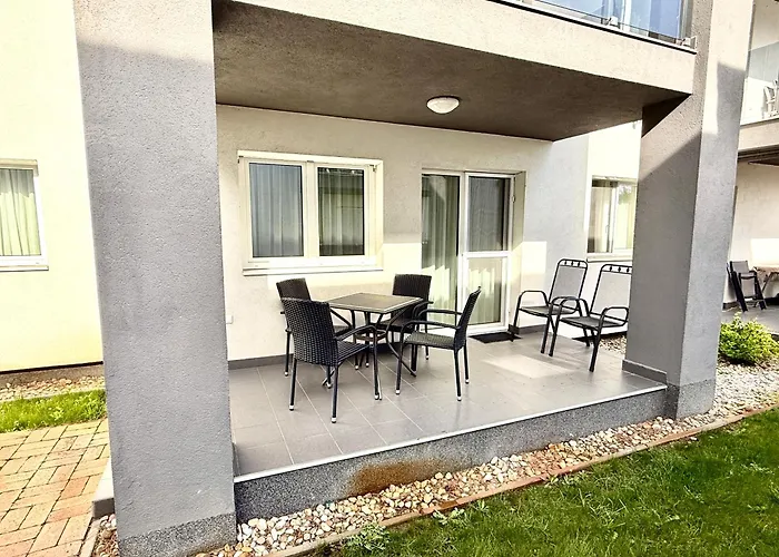 Apartman Pine & Pool *